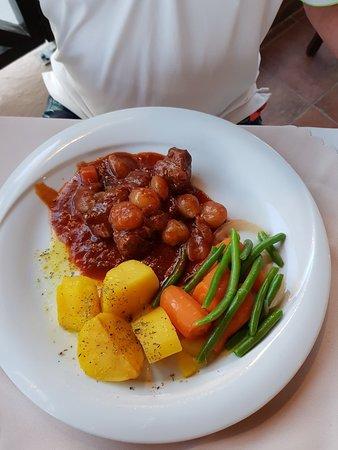 Taverna Nikolas Restaurant